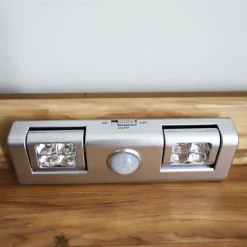 Led-Lichtleiste Mit Bewegungsmelder 8 Leds Kaltweis
