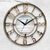 Wanduhr In Messing- Und Holzoptik 28Cm